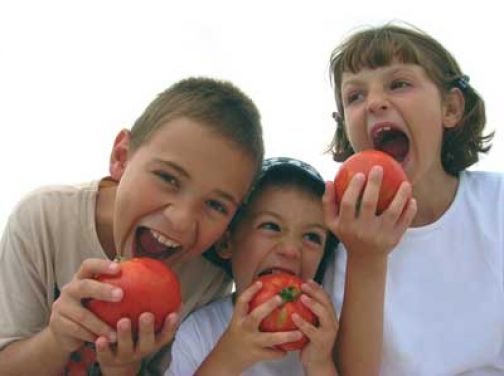 Coldiretti, ‘merenda’ di frutta per i bambini delle elementari