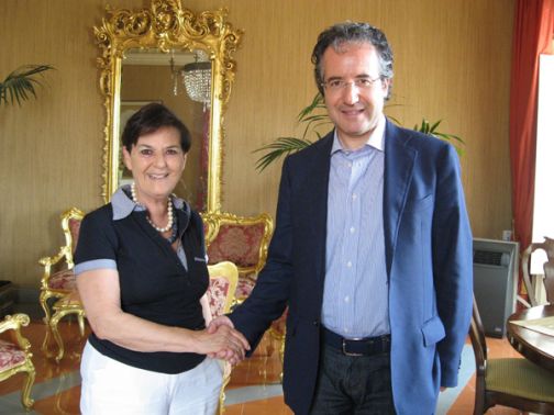 Palazzo Mosti, Fausto Pepe incontra le presidente dell’Aci Lia La Motta