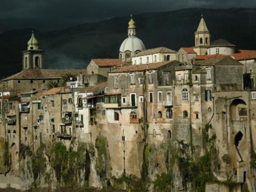 Sant’Agata, bando fondo nazionale sostegno abitazioni in locazione